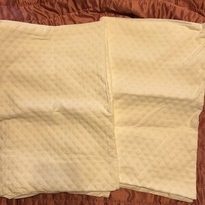 Threshold White Standard Textured Pillowcases